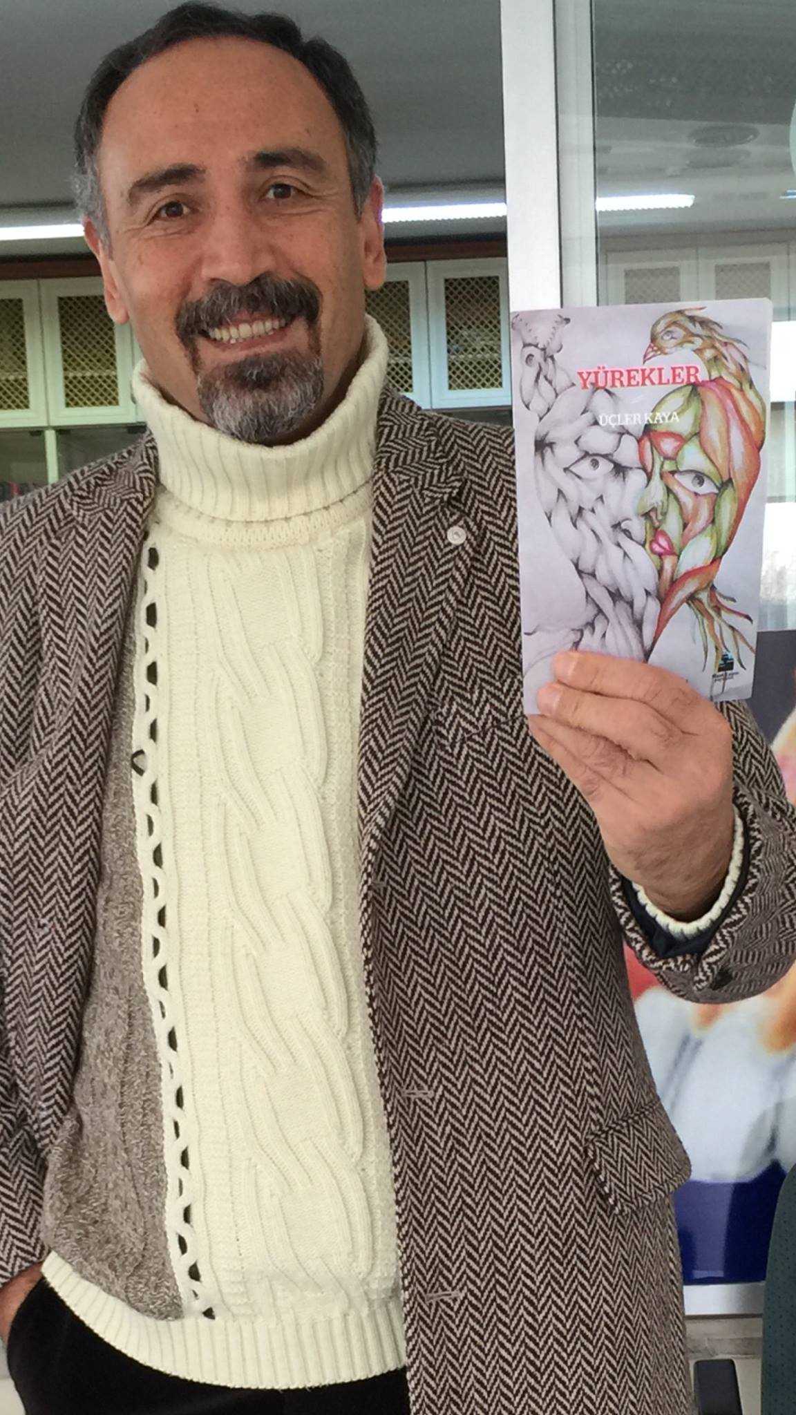 Helbestvan û Doktor Ûçler Kaya wefat kiriyê!  
