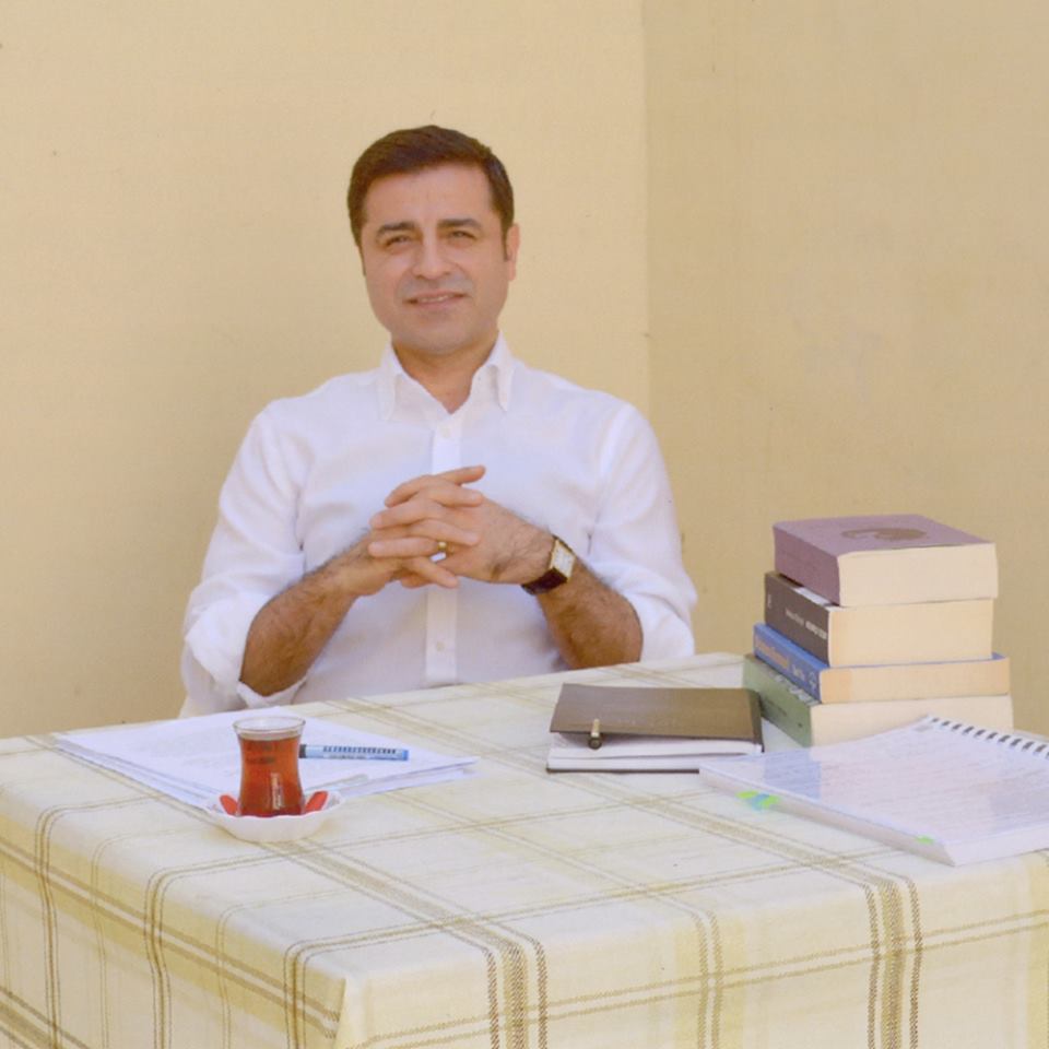 Selahattin Demirtaş mektup gönderdi