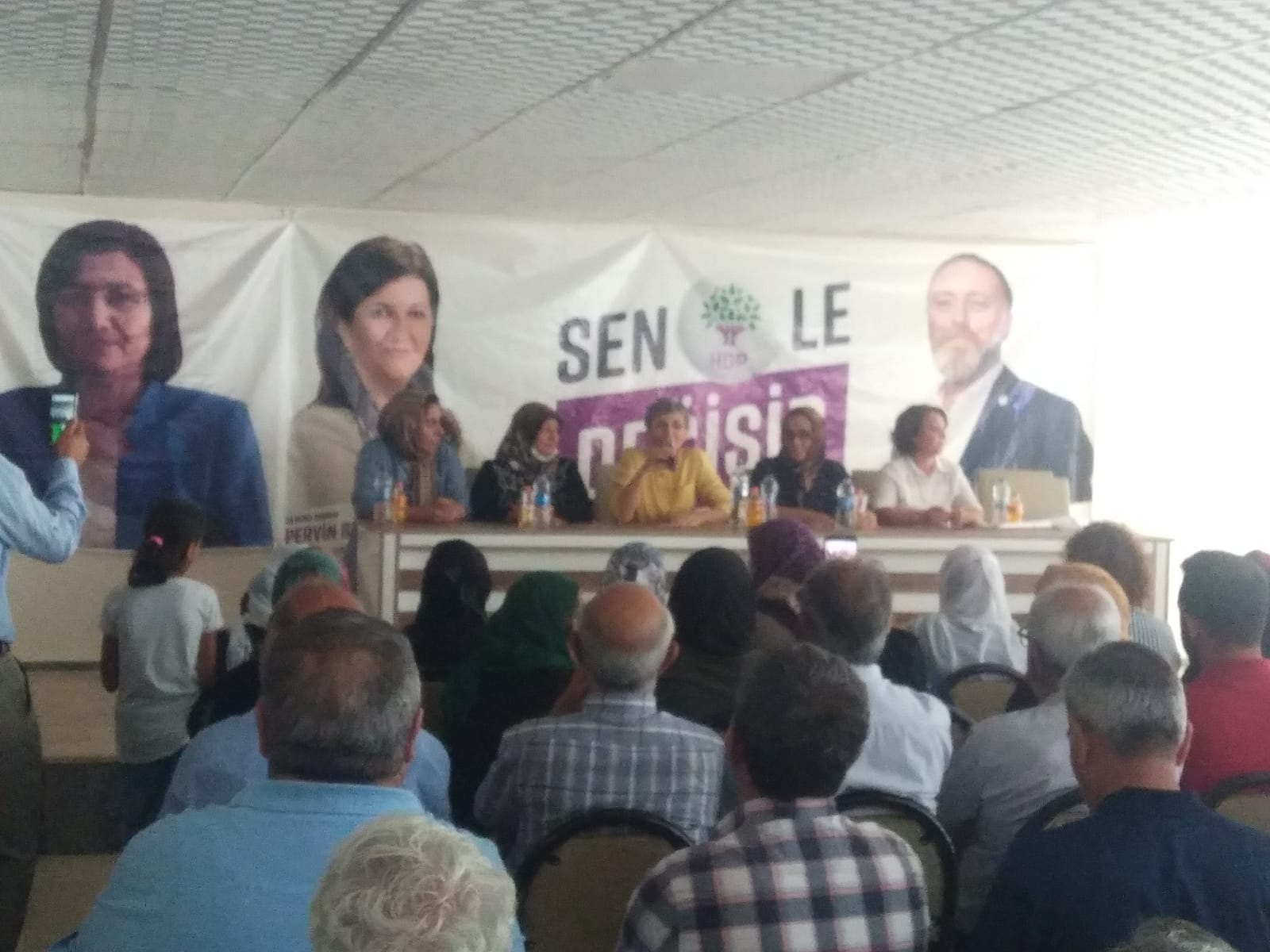 Leyla Gûven Hate Qemera (Yapali)