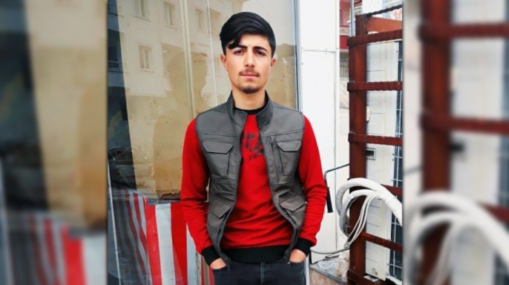 Bariş Çakan , ji ber ku muzîka kurdî guhdarî dikir hate kuştin!