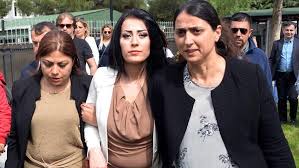 Ayşe öğretmen / Şoreş Reşî